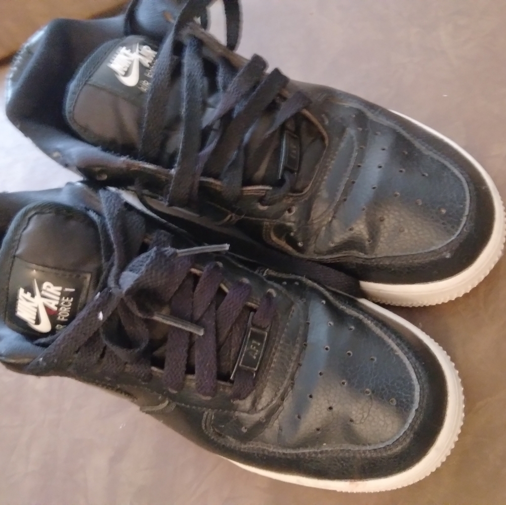 Nike air force 1s